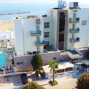 https://hotel-caesar-paladium.emilia-romagnahotels.net